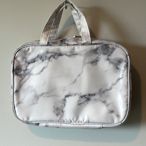 Aimee Kestenberg Bags Aimee Kestenberg White Marble Hanging Travel